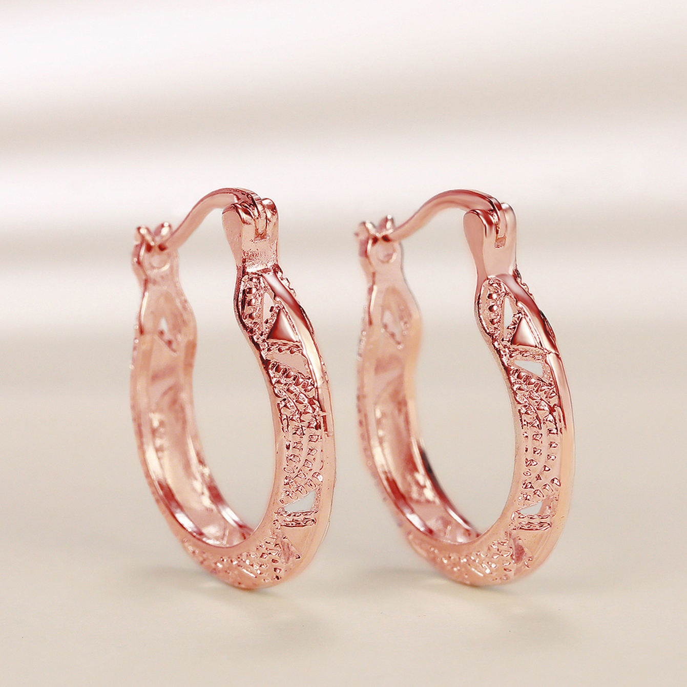 AuraLoop Hollow Hoop Earrings